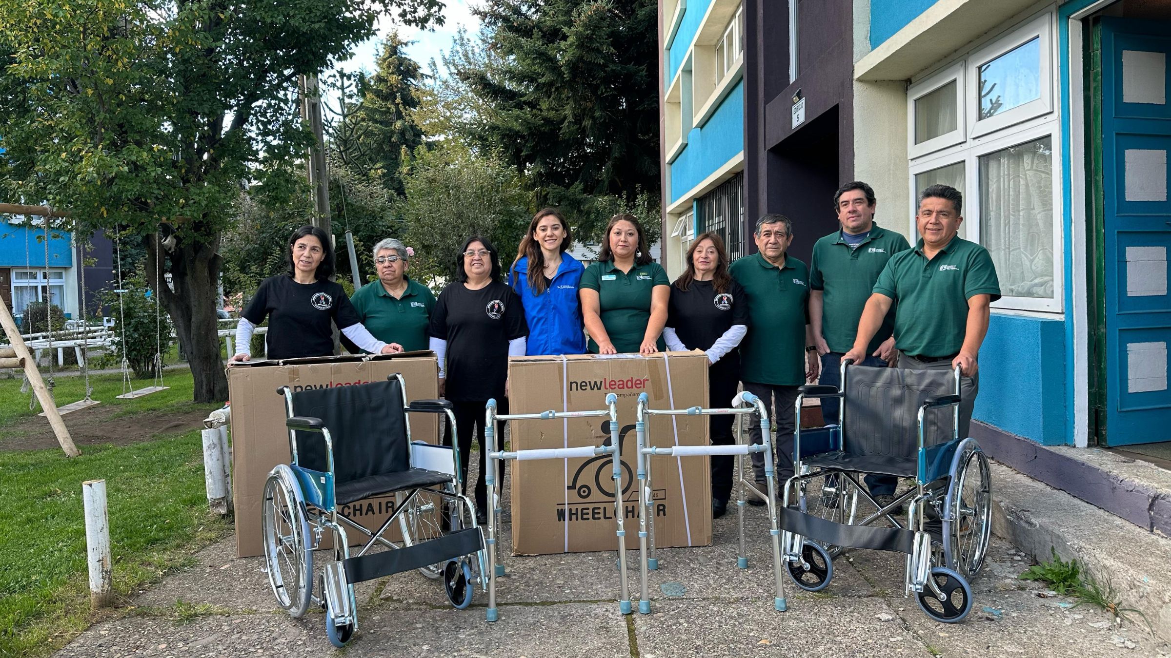 Agrupación de Ayuda al Enfermo de Cáncer de Coyhaique recibió 20 sillas de ruedas y burritos para apoyar a sus beneficiarios