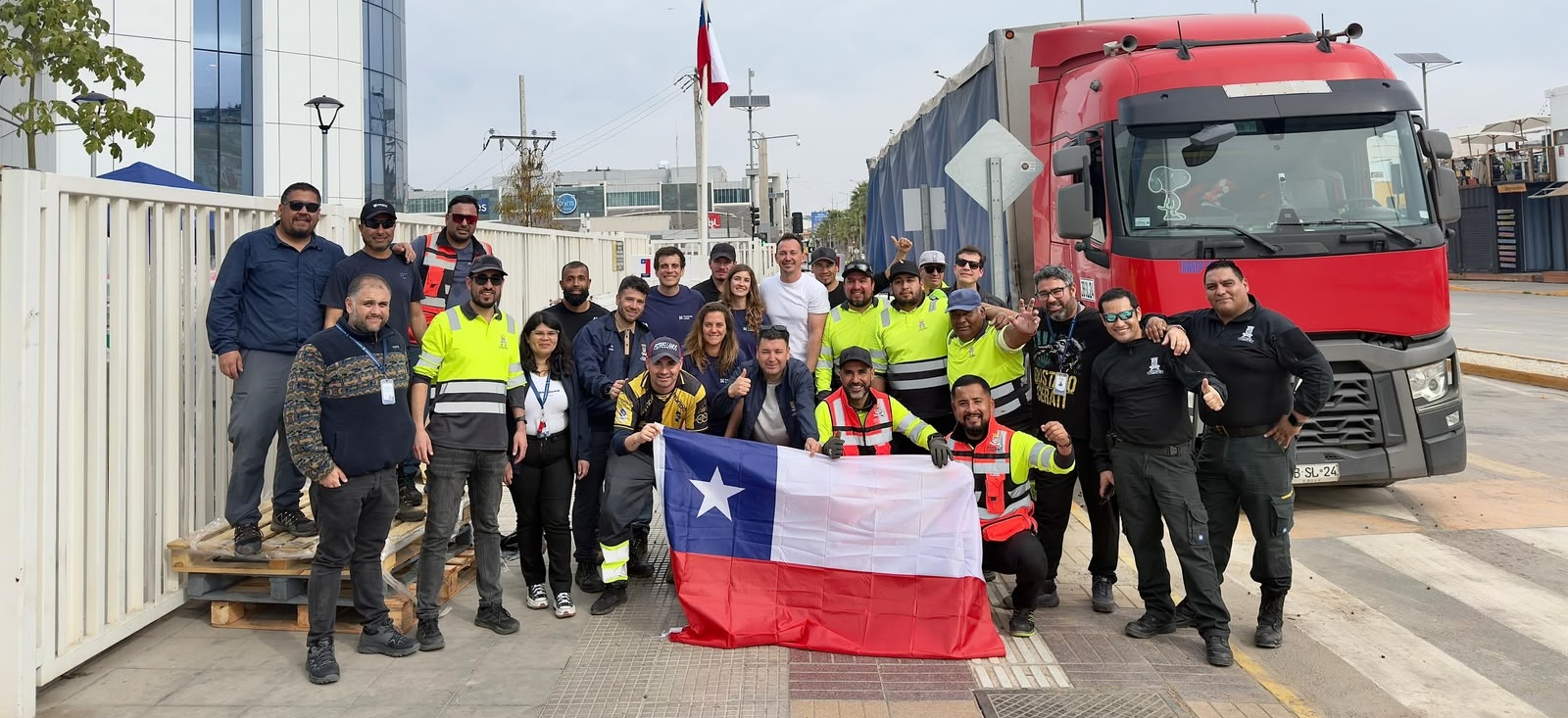 Familia Luksic entrega 3.600 cajas de primera necesidad para damnificados de la Región de Coquimbo